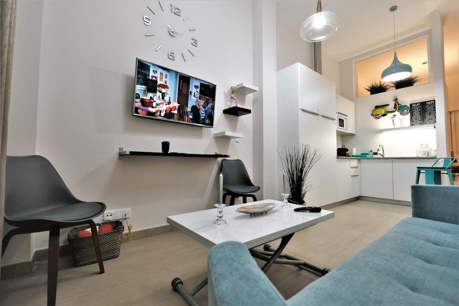 Apartamento San Bernardo - Kainga Homes セビリア エクステリア 写真