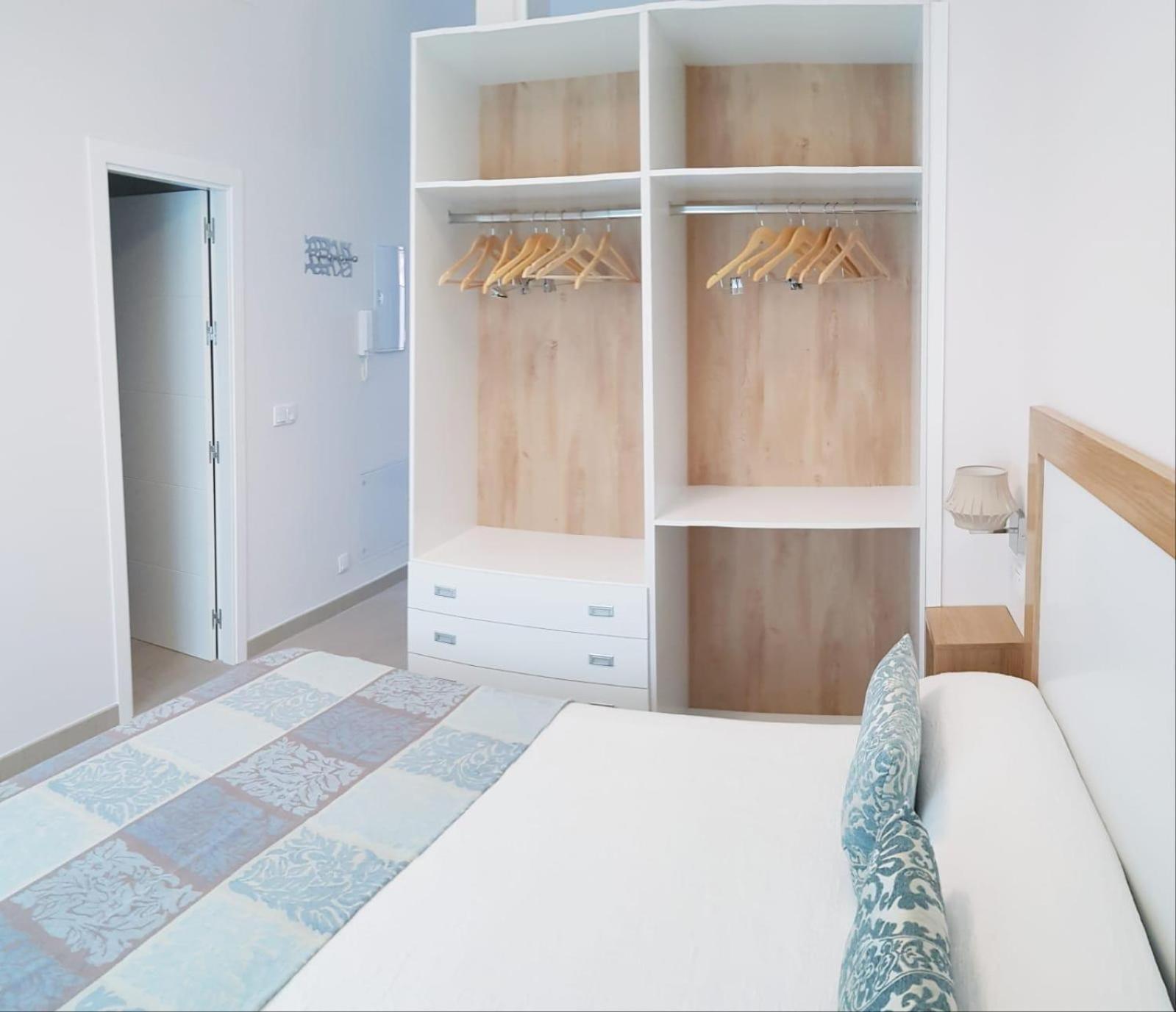 Apartamento San Bernardo - Kainga Homes セビリア エクステリア 写真